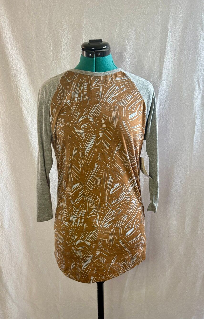 NWT Lularoe Randy top size medium